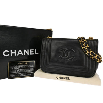 CHANEL Shoulder Bag