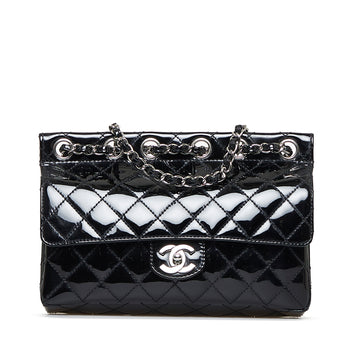 CHANEL Medium Patent Chain-Through Flap Bag