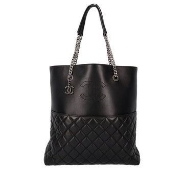 CHANEL Leather Urban Delight Tote Black