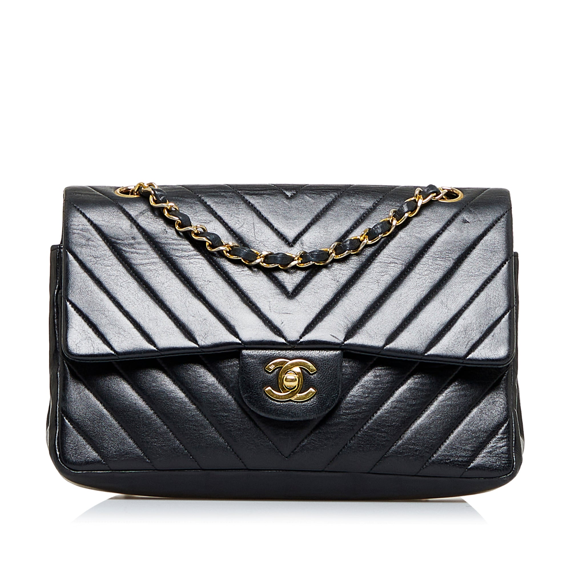 Chanel chevron online lambskin