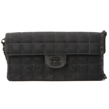 Chanel Around 2002 Made New Travel Nylon Chocolate Bar Turn-Lock Chain Bag Black