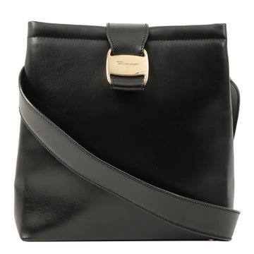 Salvatore Ferragamo Vara Plate Shoulder Bag Black