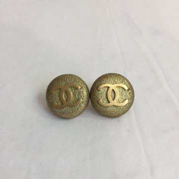 Chanel Gold Round CC Clip On Earrings Sku# 49057