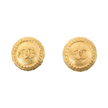 Chanel Round Edge Design Cc Mark Earrings