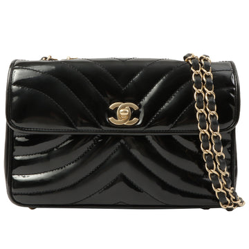 Chanel Around 2003 Made Patent Turn-Lock Shoulder Bag Black