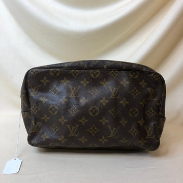 Louis Vuitton Monogram Trousse Toilette 28 Sku# 61497