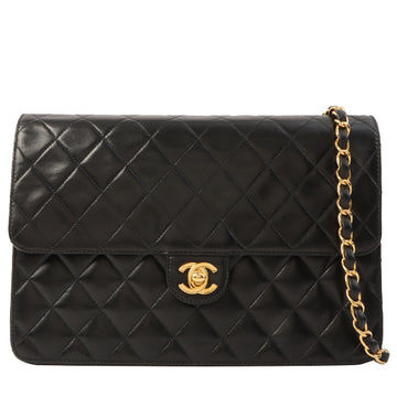 Chanel Around 2002 Made Turn-Lock Chain Bag Black