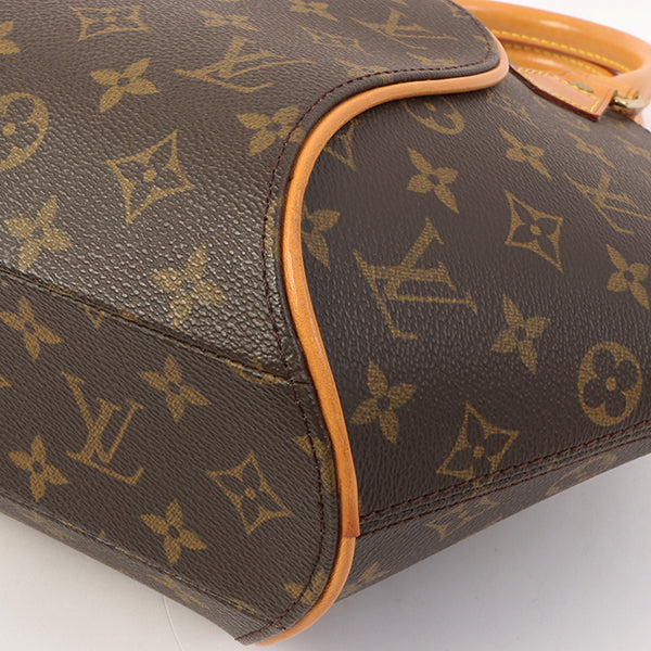 A microscopic copy of a Louis Vuitton bag was sold at auction for $ 63 -  ForumDaily