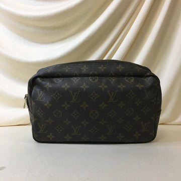 Louis Vuitton Monogram Trousse Toilette 28 Sku# 67590