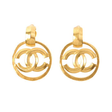 Chanel 1996 Made Round Cut-Out Cc Mark Swing Earrings