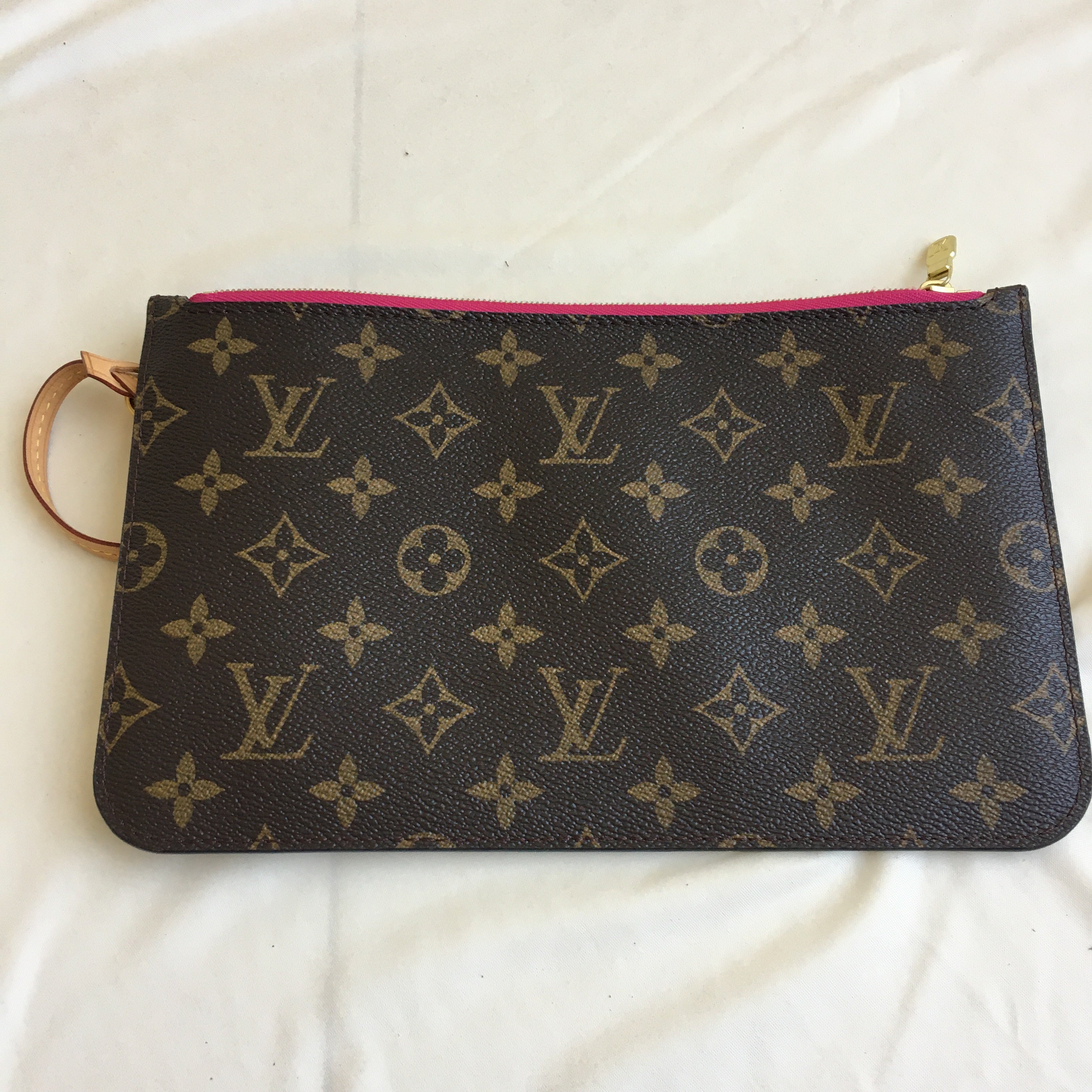 Louis vuitton neverfull online pochette