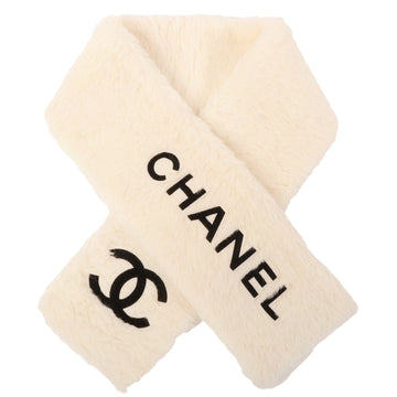 CHANEL Alpaca Fur Cc Mark Logo Scarf White/Black