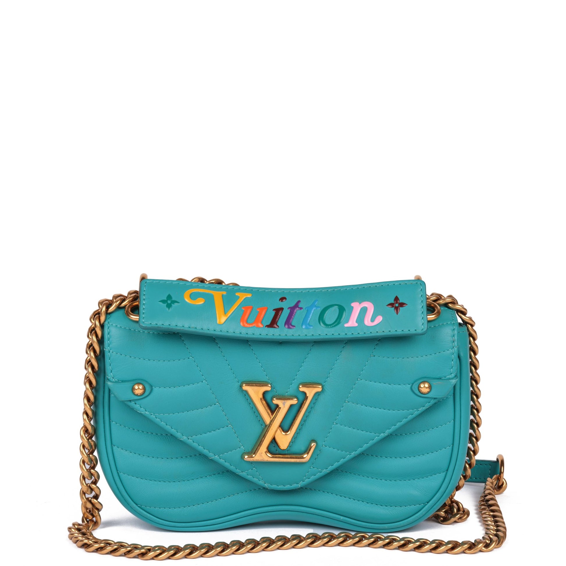 LOUIS VUITTON Malibu Green Quilted Calfskin Leather New Wave Chain PM For  Sale at 1stDibs