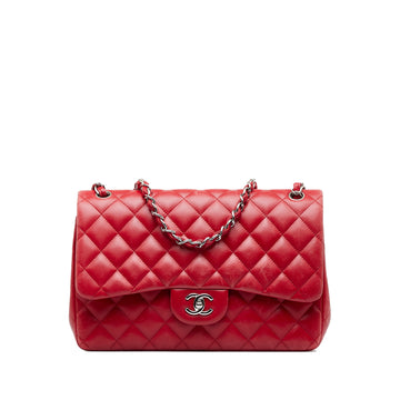 CHANEL Jumbo Classic Lambskin Double Flap Shoulder Bag