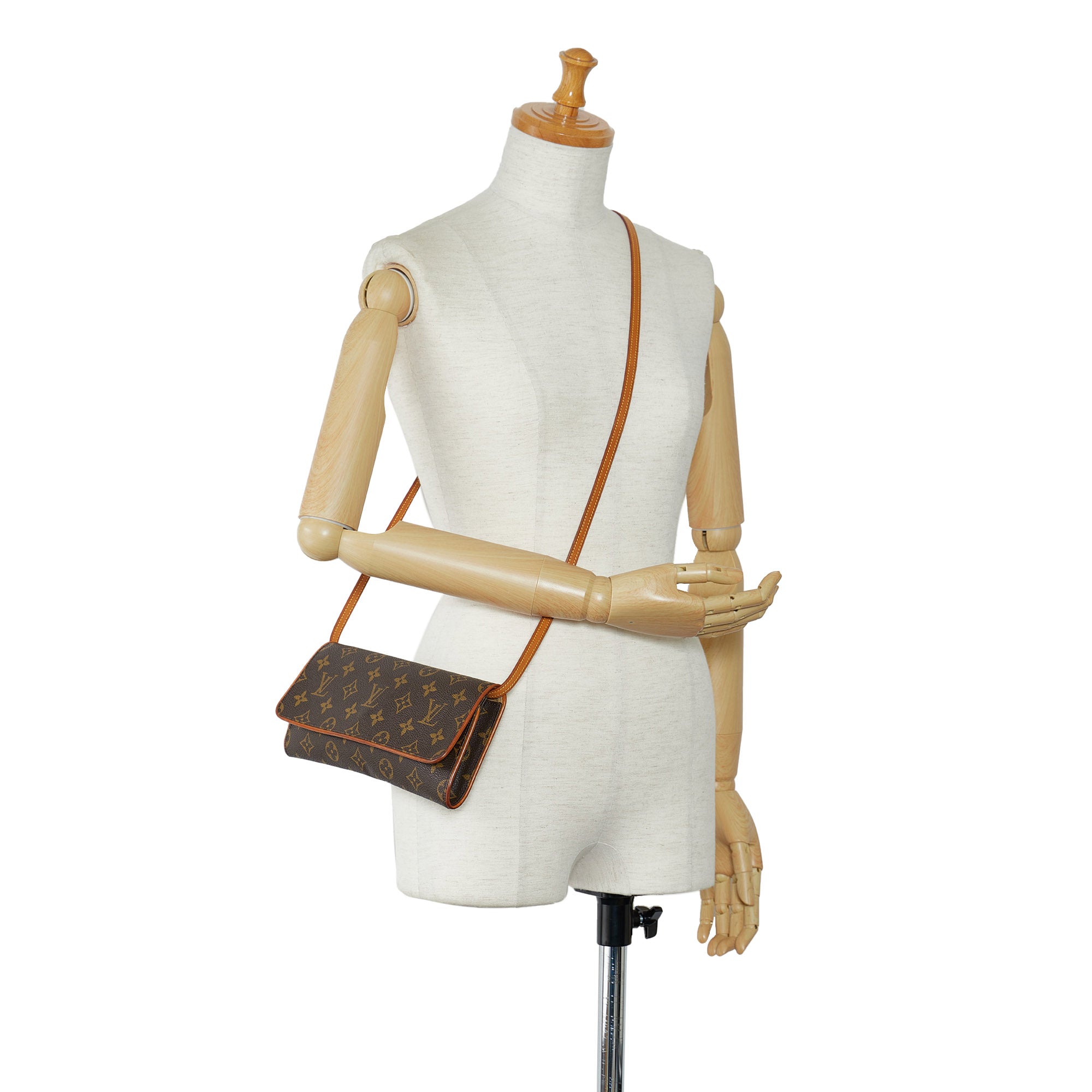 Louis Vuitton Monogram Pochette Twin GM Shoulder Bag - AWL1795