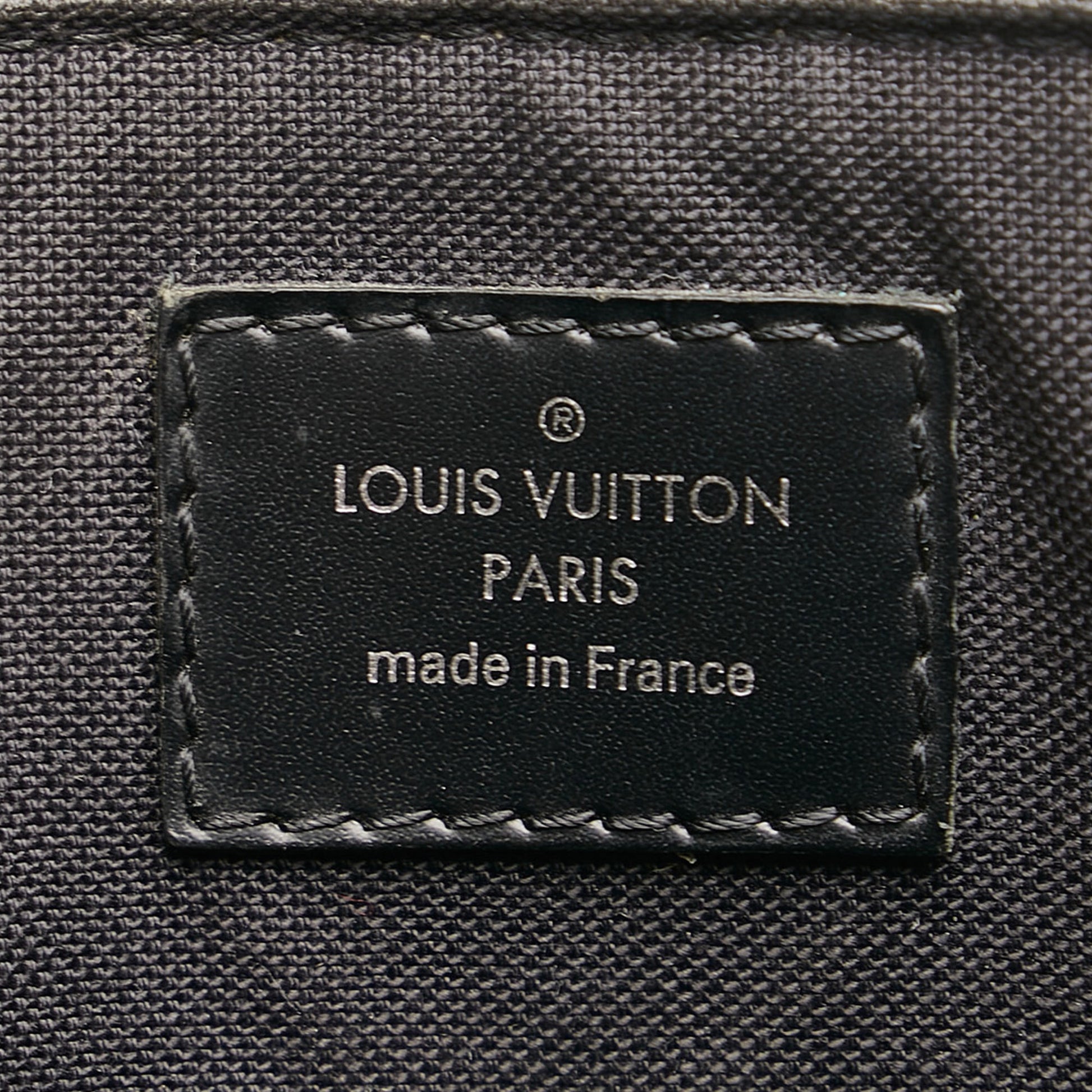 Louis Vuitton Porte Document Monogram Canvas – l'Étoile de Saint Honoré