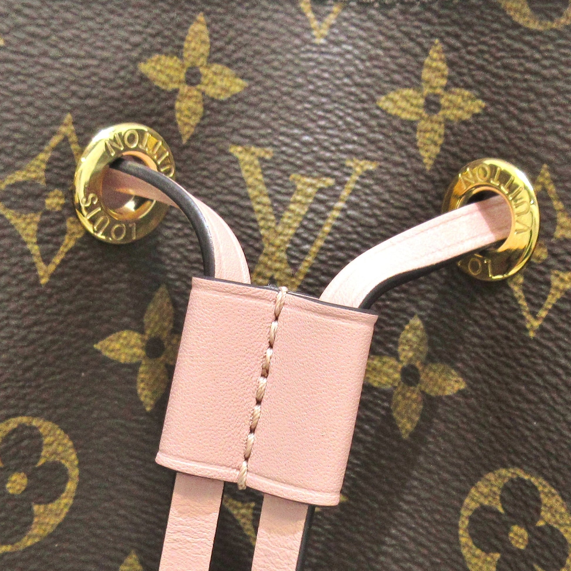 Louis Vuitton Monogram NeoNoe MM - Bucket Bags, Handbags - LOU561501