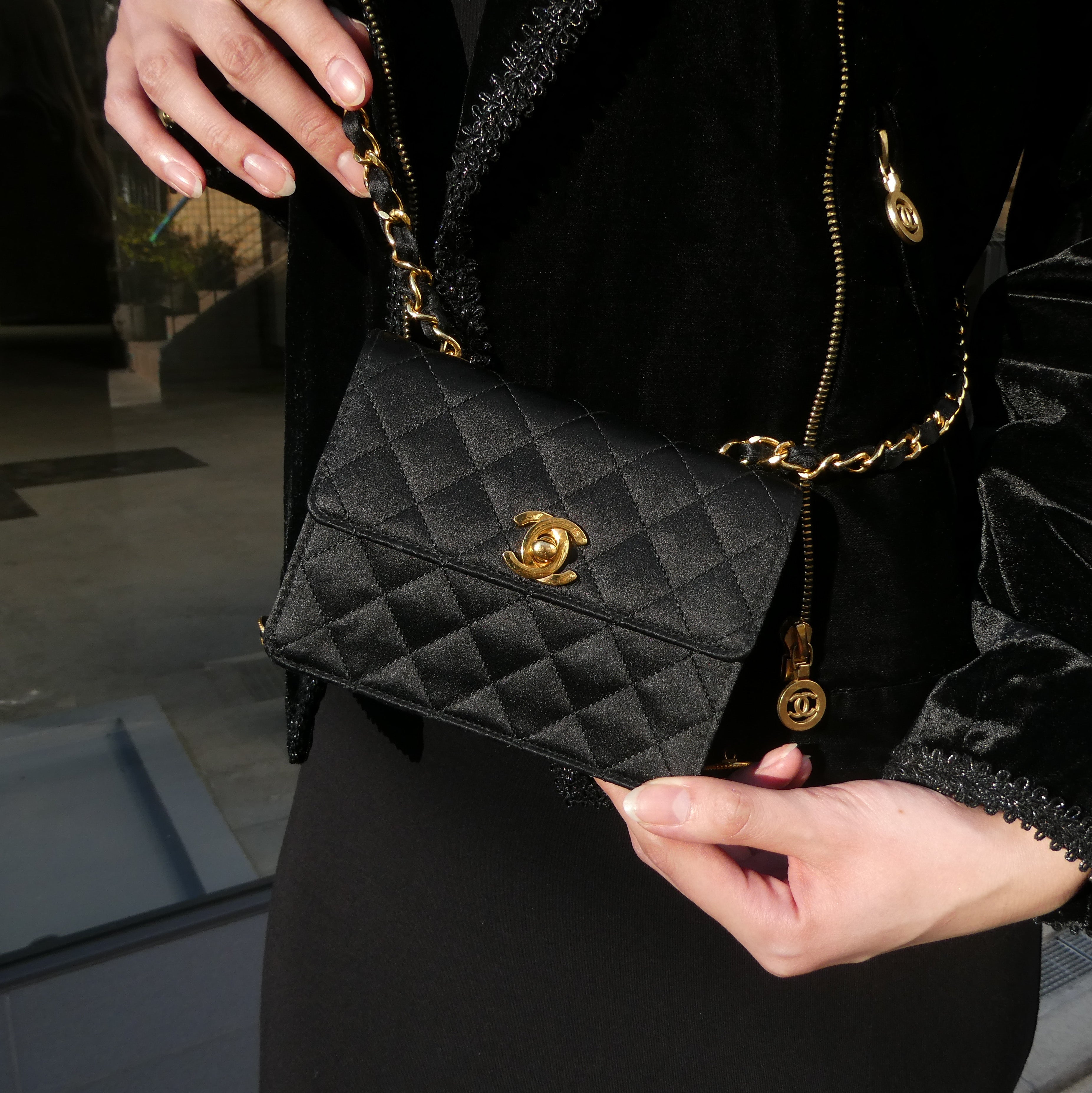 Chanel satin 2025 flap bag