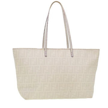 FENDI Zucca Canvas Tote Bag White 8BH185-UZD 108-211 Auth am4133