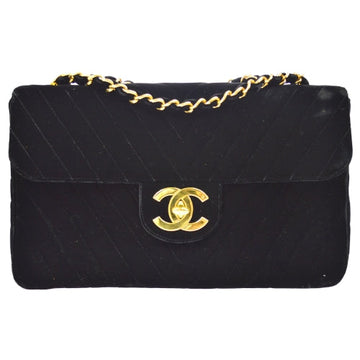 CHANEL 1991-1994 Black Velvet Chevron Classic Flap Maxi AK31570k