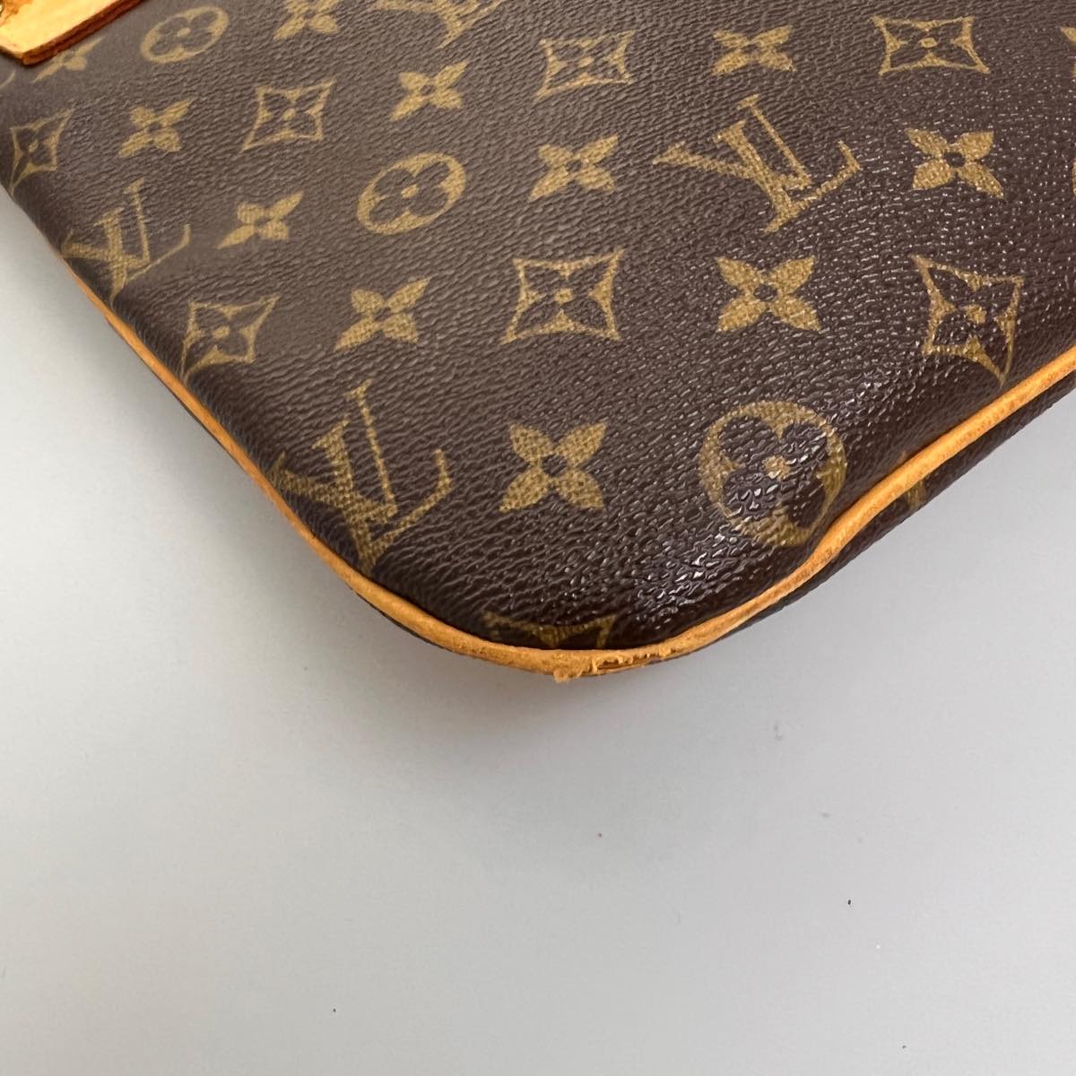 Louis-Vuitton-Monogram-Pochette-Bosphore-Shoulder-Bag-M40044 –  dct-ep_vintage luxury Store