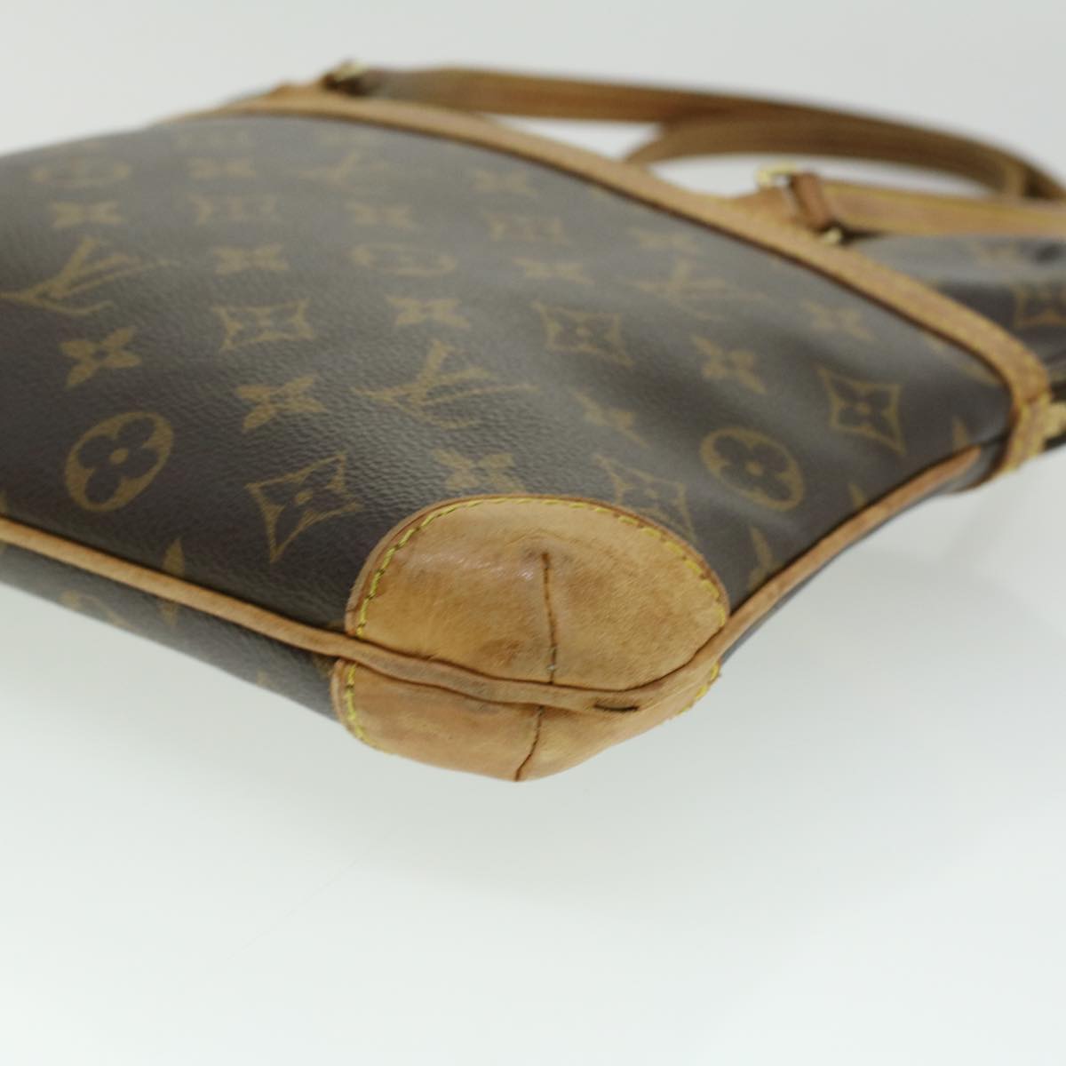 Authentic Louis Vuitton Monogram Coussin GM Shoulder Bag M51141 LV