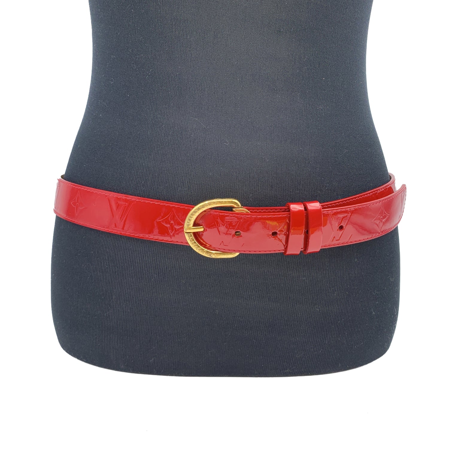 Belts Louis Vuitton Red Pomme D'Amour Monogram Vernis Belt Size 90/36