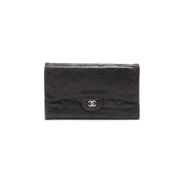 CHANEL Matelasse Leather Wallet