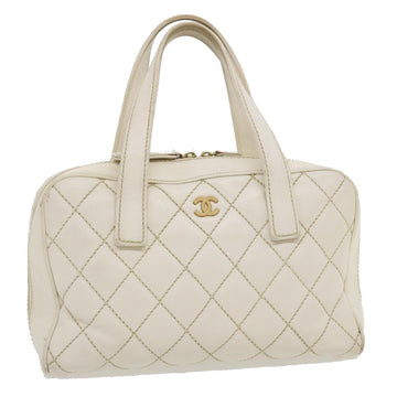 CHANEL Wild Stitch Matelasse Tote Bag Lamb Skin White CC Auth am2541g