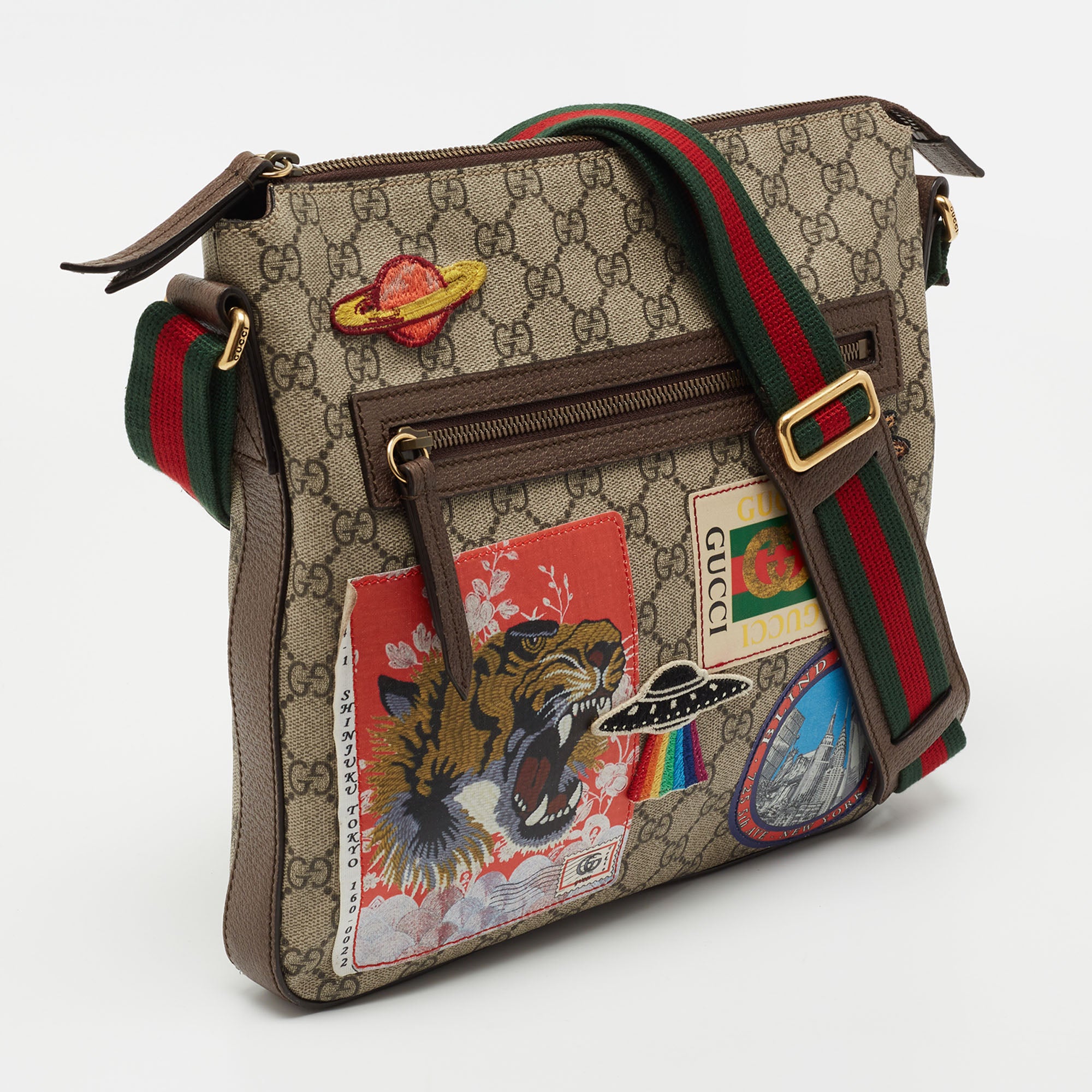 Gucci courrier gg discount supreme messenger bag