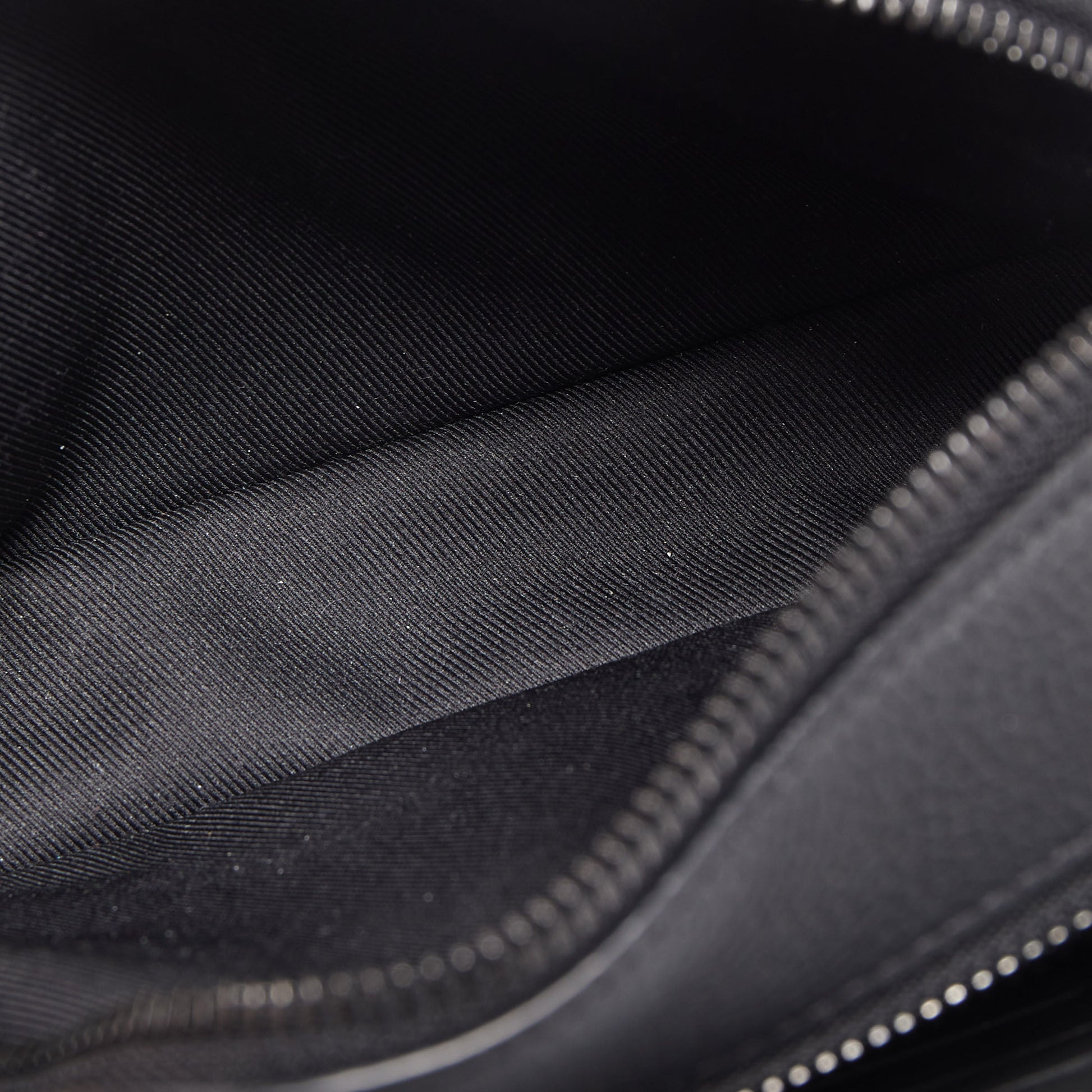 Louis Vuitton® Alpha Wearable Wallet Black. Size in 2023