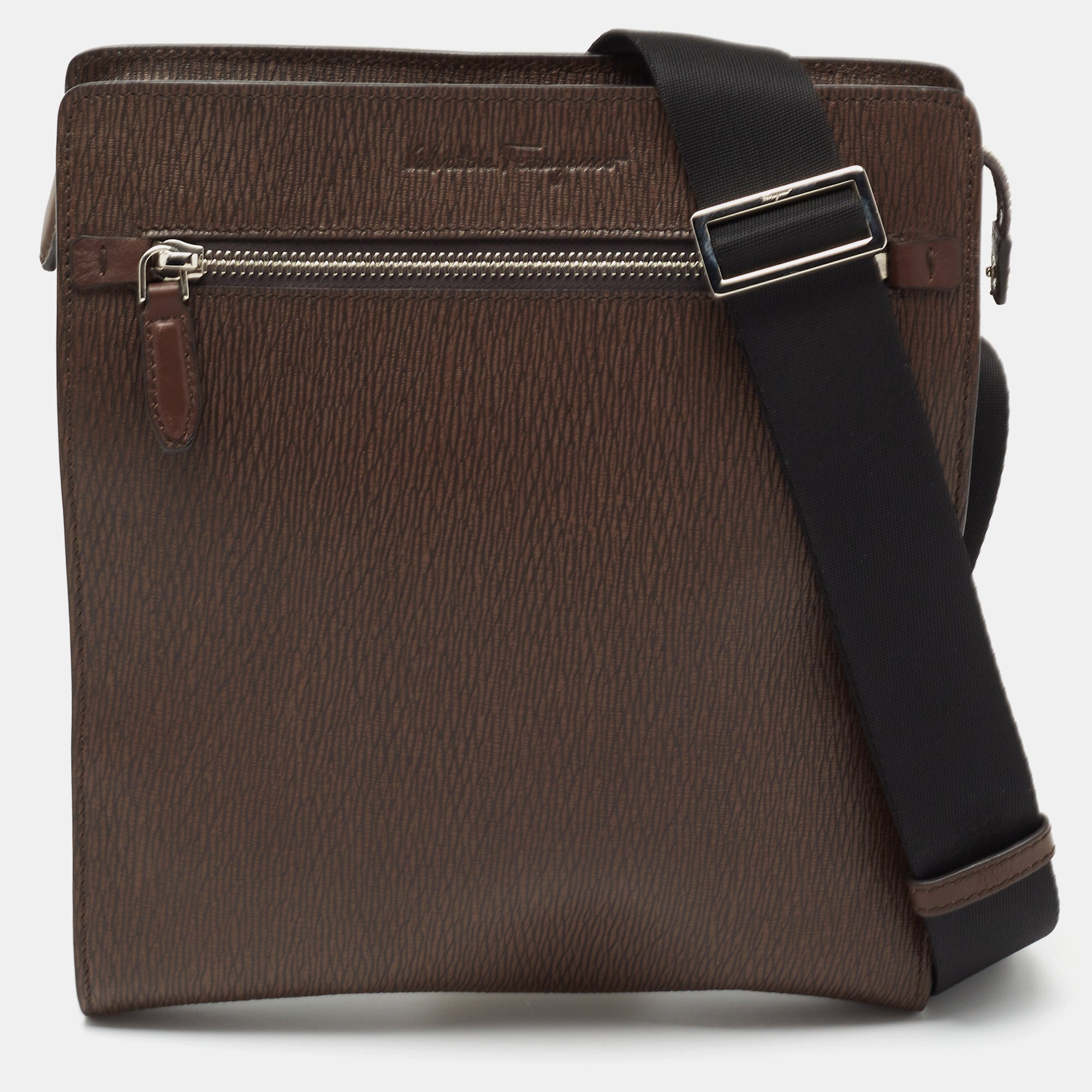 Ferragamo mens messenger discount bag