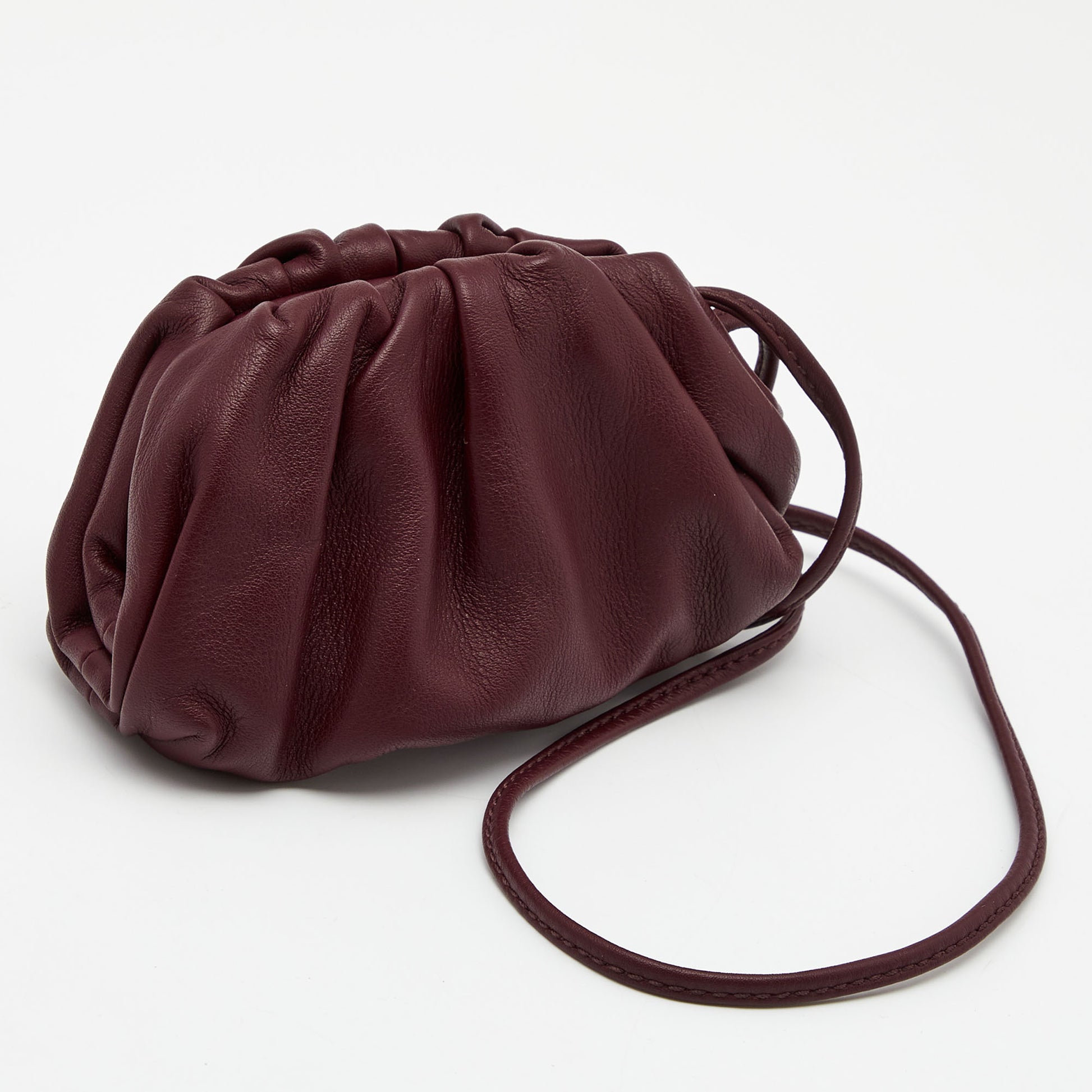 Bottega Veneta Extra Mini Pouch Burgundy Leather – Luxe Collective