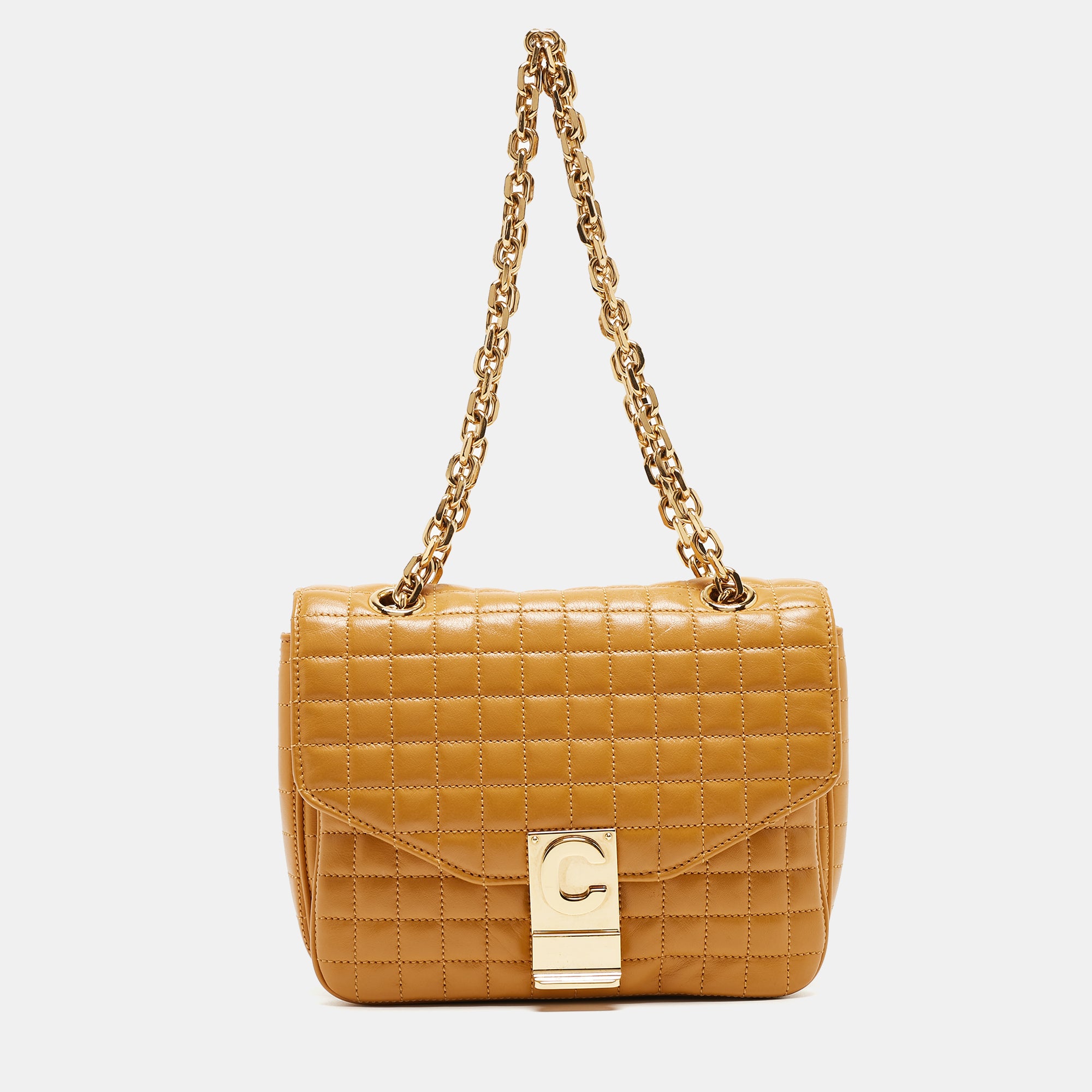 Céline Dion Launches A Handbag Line - The Kit