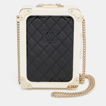 Chanel White/Black Quilted Patent Leather and Perspex Evening In The Air CC Trolley Minaudière Chain Clutch