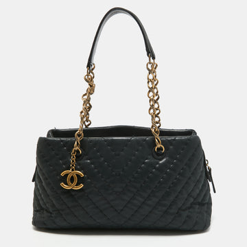 Chanel Black Chevron Shimmer Leather Surpique Zip Satchel