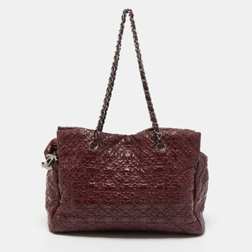 CHANEL Burgundy Camellia Embossed Patent Leather Shoulder Bag