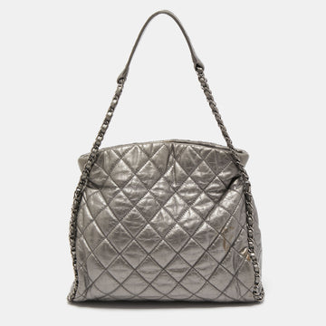 CHANEL Grey Quilted Leather Chain Me Hobo