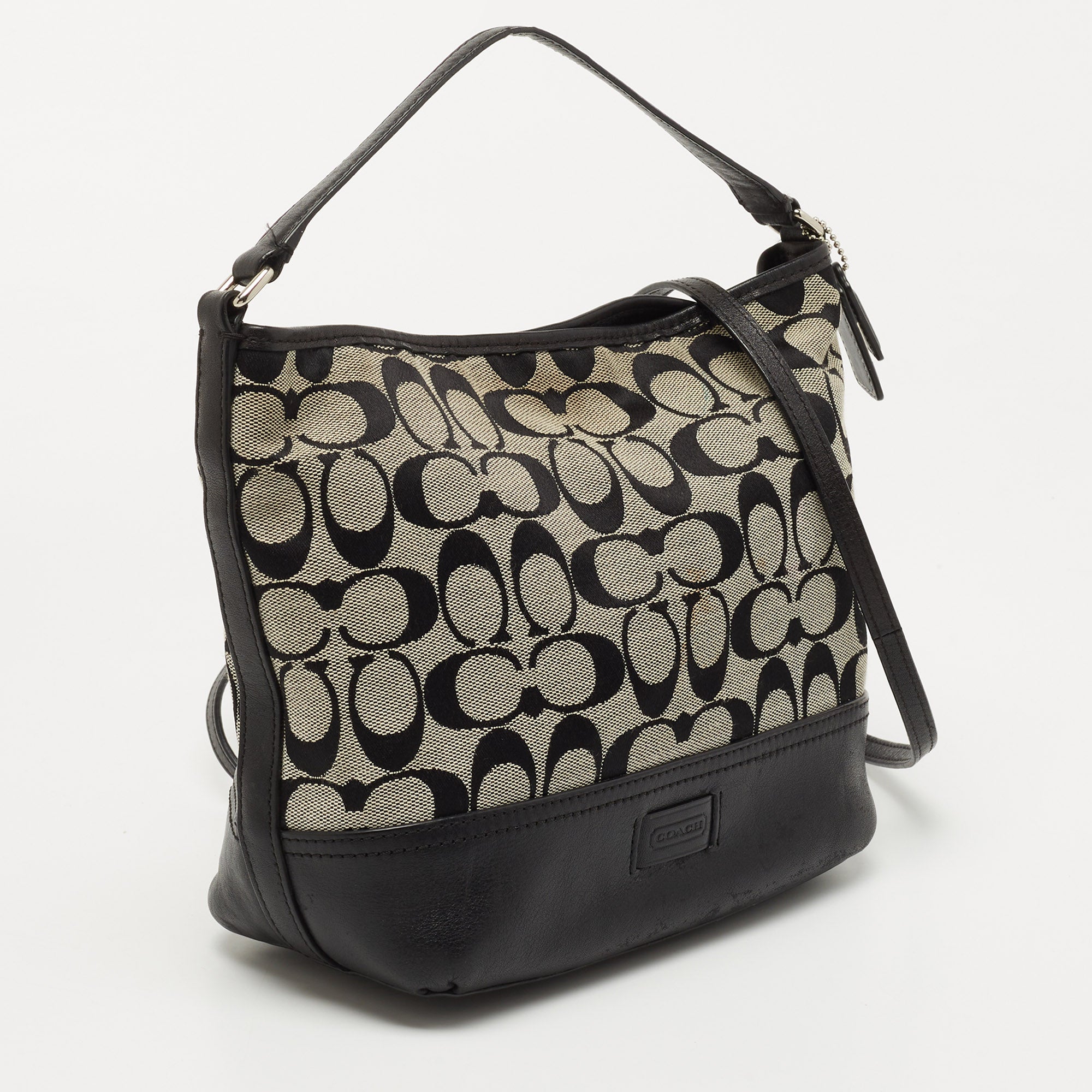 Coach Outlet Teri Shoulder Bag In Signature Canvas | Shop Premium Outlets