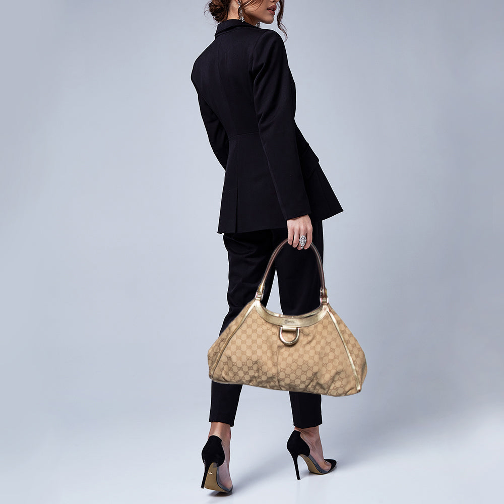 Gucci GG Canvas Abbey D-Ring Shoulder Bag (SHG-34771) – LuxeDH