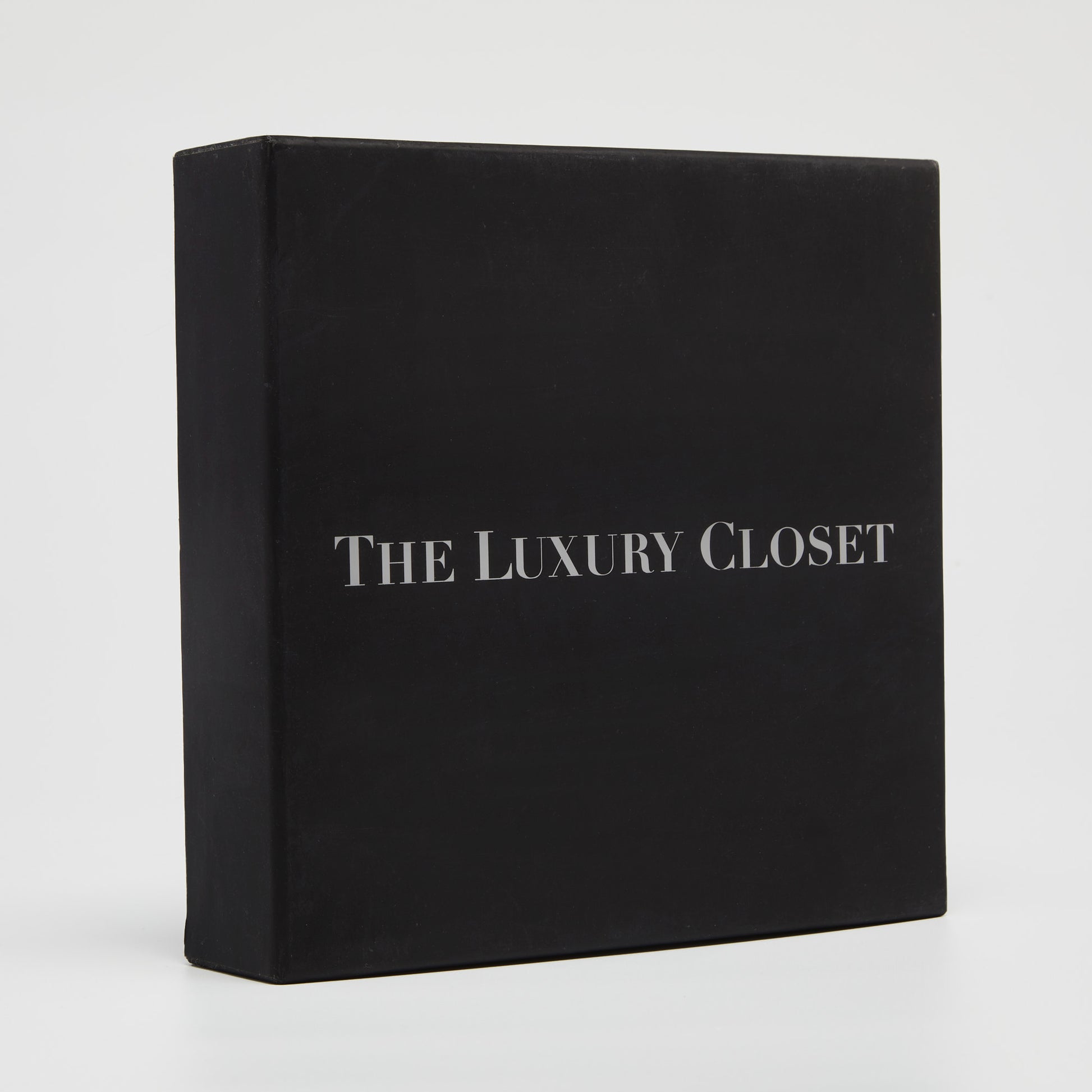 Louis Vuitton Gold V Essential Chain Bracelet – The Closet