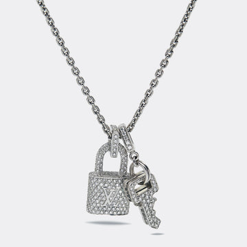 Louis Vuitton Lock It Key Padlock Diamonds 18k White Gold Pendant Necklace