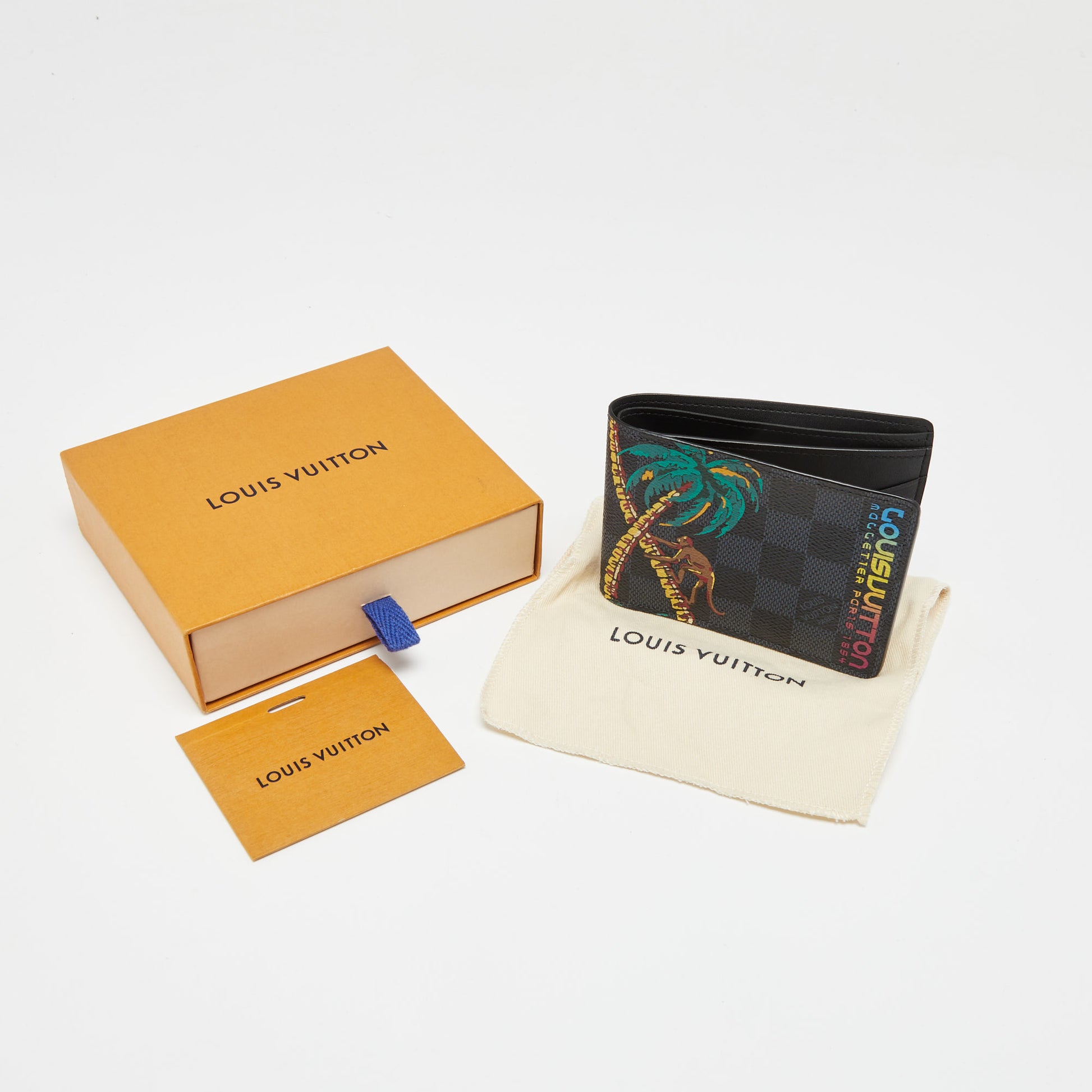 Authentic NEW Louis Vuitton Damier Graphite Envelope Business Card Hol –  Paris Station Shop