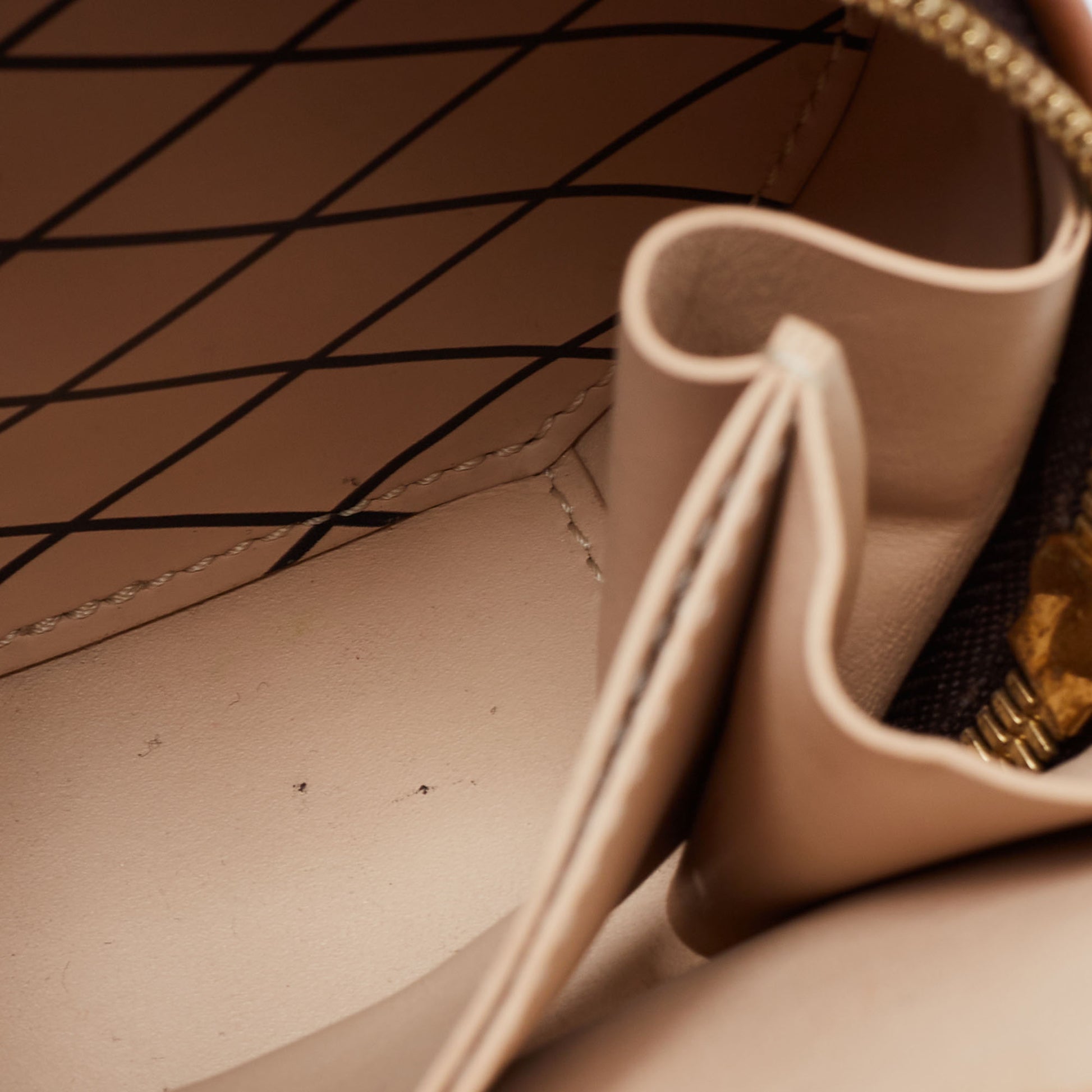 Louis Vuitton Monogram Petite Boite Chapeau - Brown Mini Bags, Handbags -  LOU754070