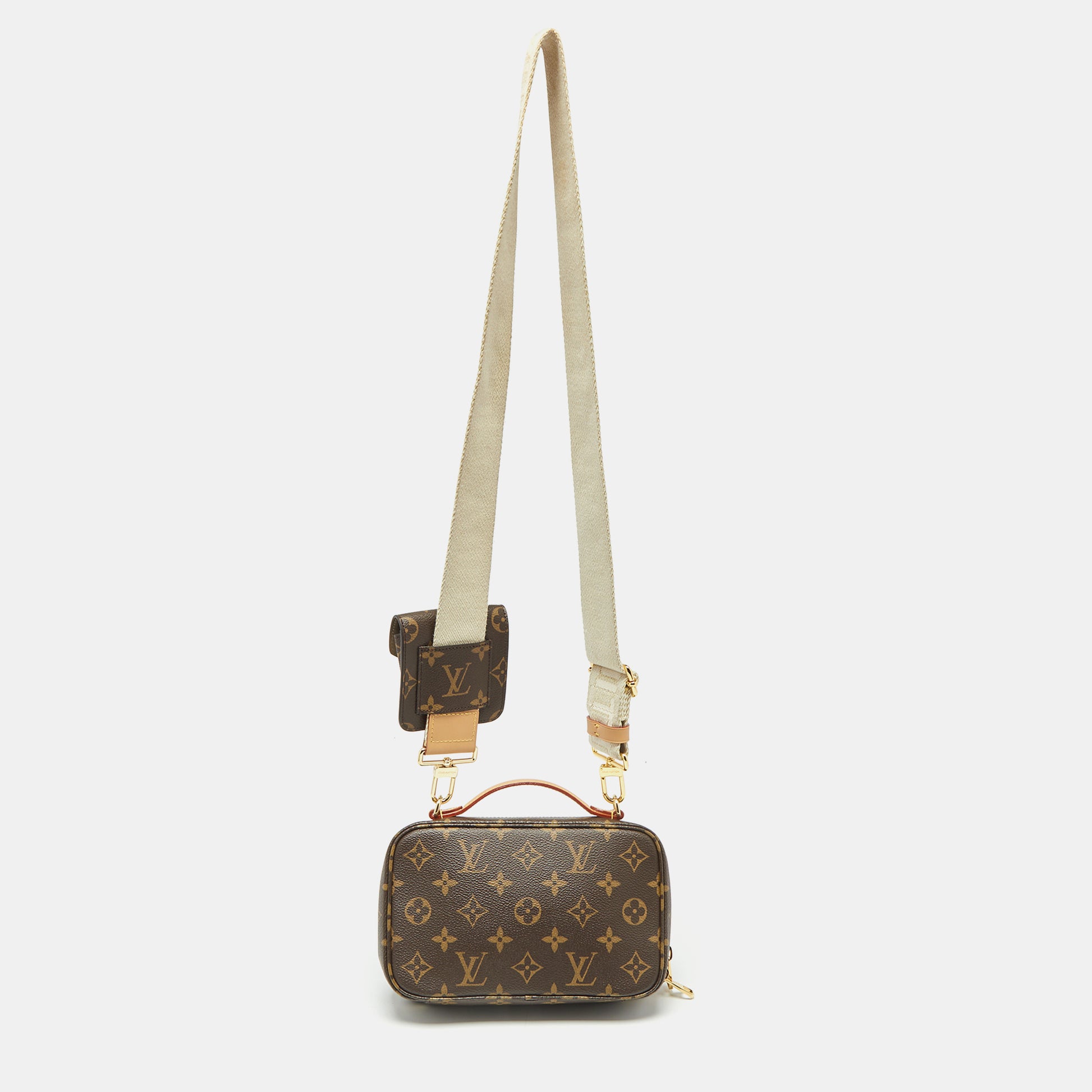 Shop Louis Vuitton Monogram Canvas Street Style Leather Crossbody Bag Logo  (M23779) by design◇base
