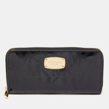 MICHAEL KORS Black Patent Leather Zip Around Wallet