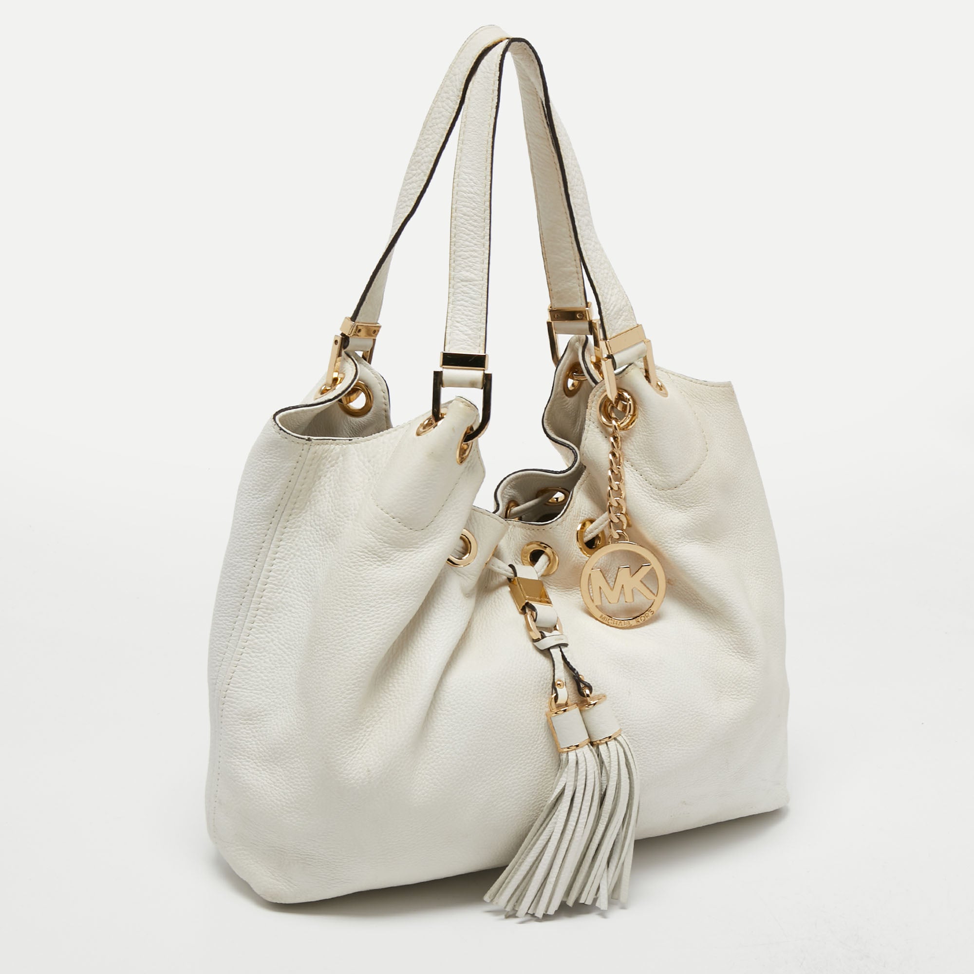 MICHAEL MICHAEL KORS Off White Leather Large Camden Drawstring Shoulde