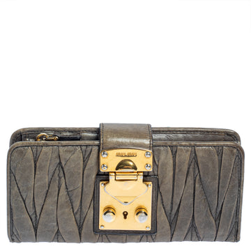 Miu Miu Grey Matelasse Leather Clasp Lock Wallet