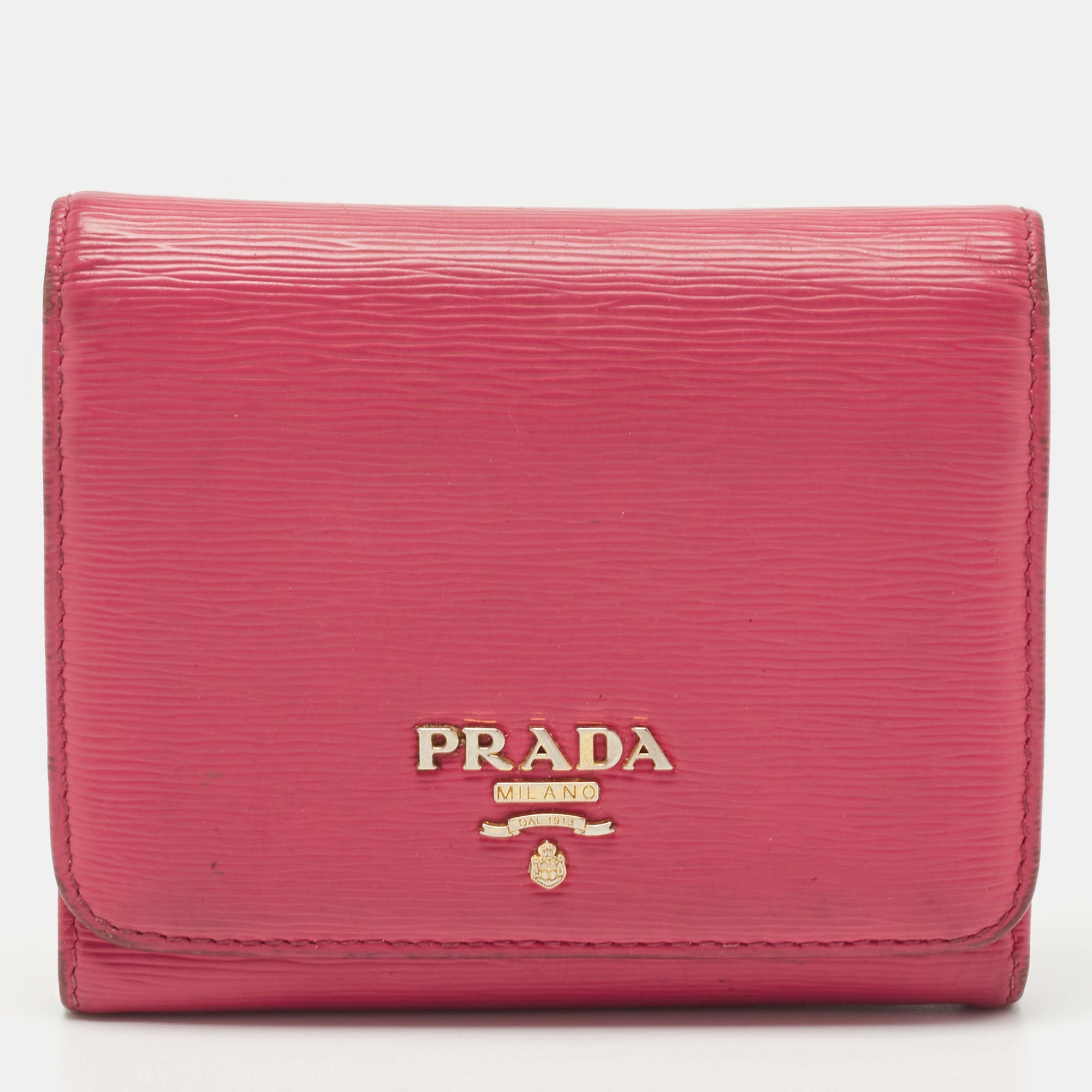 prada 💞💗💕💖 | Pink bags outfit, Prada bag outfit, Fashion