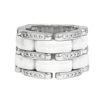 CHANEL white gold and ceramic ring, Ultra collection.